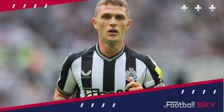 कीरन ट्रिप्पियर को फेन के साथ लड़ते हुए देखा गया  