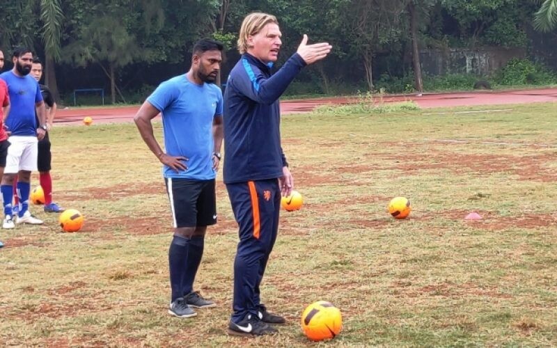 how-to-become-a-professional-football-coach-in-india