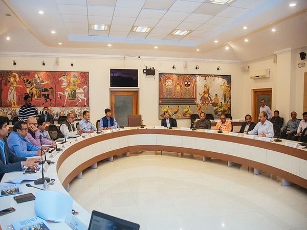 आयोजन समिति ने Hockey World Cup की तैयारियों की समीक्षा की  