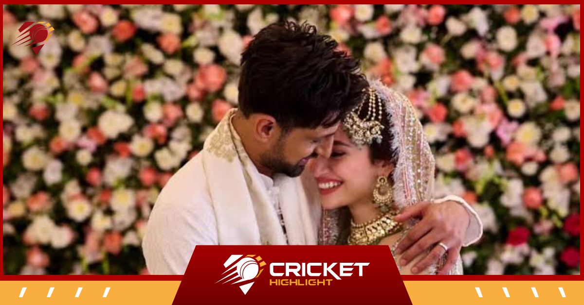 Shoaib Malik ने पाकिस्तानी एक्ट्रेस Sana Javed से की शादी   Shoaib Malik ने पाकिस्तानी एक्ट्रेस Sana Javed से की शादी