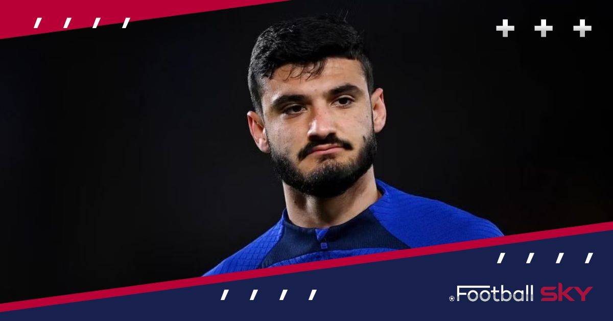 Official: Chelsea's Armando Broja completes late move to Everton on loan  