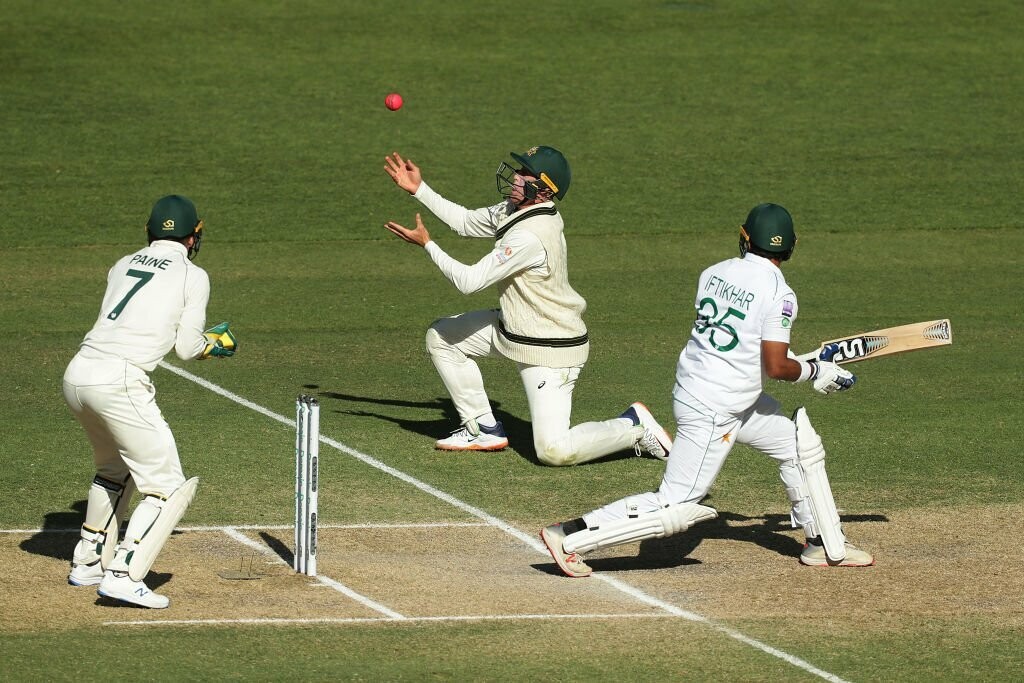Ian Chappell Warns Pakistan Ahead of Australia Test Series  