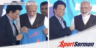 Sachin Tendulkar presents PM Narendra Modi an India jersey  