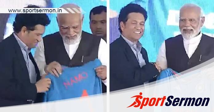 Sachin Tendulkar presents PM Narendra Modi an India jersey   Sachin Tendulkar presents PM Narendra Modi an India jersey