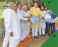 गनोड़ा गांव में बांटे गए बालिकाओं को कबड्डी के खेल किट  