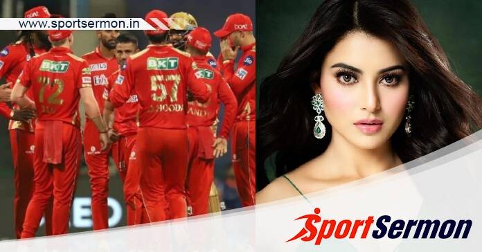 THIS Punjab Kings cricketer is crushing on Urvashi Rautela?  