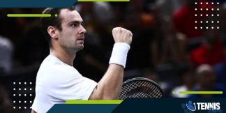 Paris Masters 2023: Roman Safiullin ने दी Alcaraz को मात  