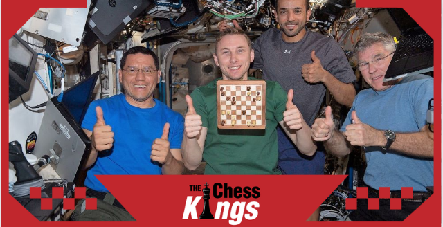 विश्व चैम्पियनशिप 2023 मैच के दौरान अंतरिक्ष में शतरंज  