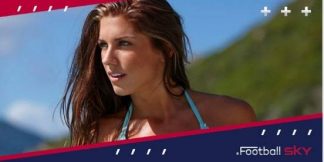 Beautiful Women Footballers । 10 खूबसूरत महिला फुटबॉलर  