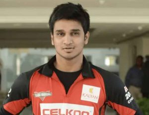 Famous Tollywood actors who are ace cricket players!  
