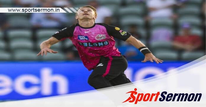 Tom Curran receives four match ban in BBL 13   Tom Curran receives four match ban in BBL 13