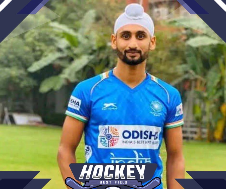 Indian Hockey Team से बाहर किए जाने पर स्ट्राइकर Mandeep Singh ने कही ये बात  