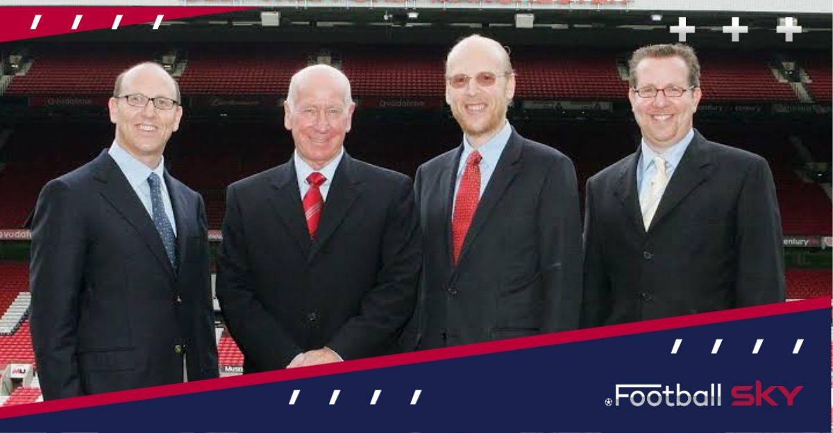 मैंचेस्टर यूनाइटेड का ऋृण एक बिलियन के उपर पहुँचा  