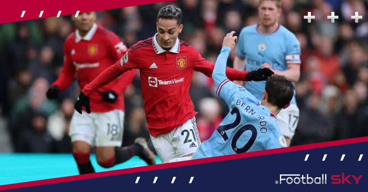 लोगो की नजरे होंगी फुटबॉल की दो बड़ी टीम की राईवलरी के लिए  