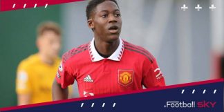 नेविल और कीन है कोबी मैनू के प्रदर्शन से बेहद खुश  