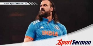 WWE star Drew McIntyre supports India in a blue jersey  
