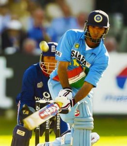 Top 5 Indian Cricketers with successful businesses  