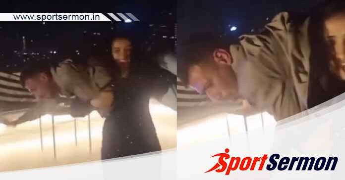 Sangeeta Phogat lifts cricketer Yuzi Chahal in viral video!  