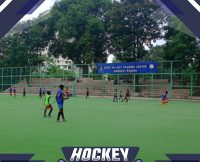 खूंटी में हॉकी मैदान में दर्शक दीर्घा नहीं, खिलाड़ियों ने लगाई खेल विभाग से गुहार  