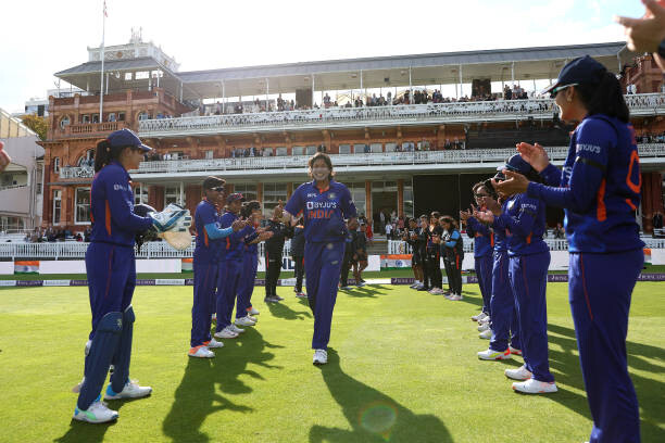 Cricket Players Who Recieved Guard of Honour on Retirement  
