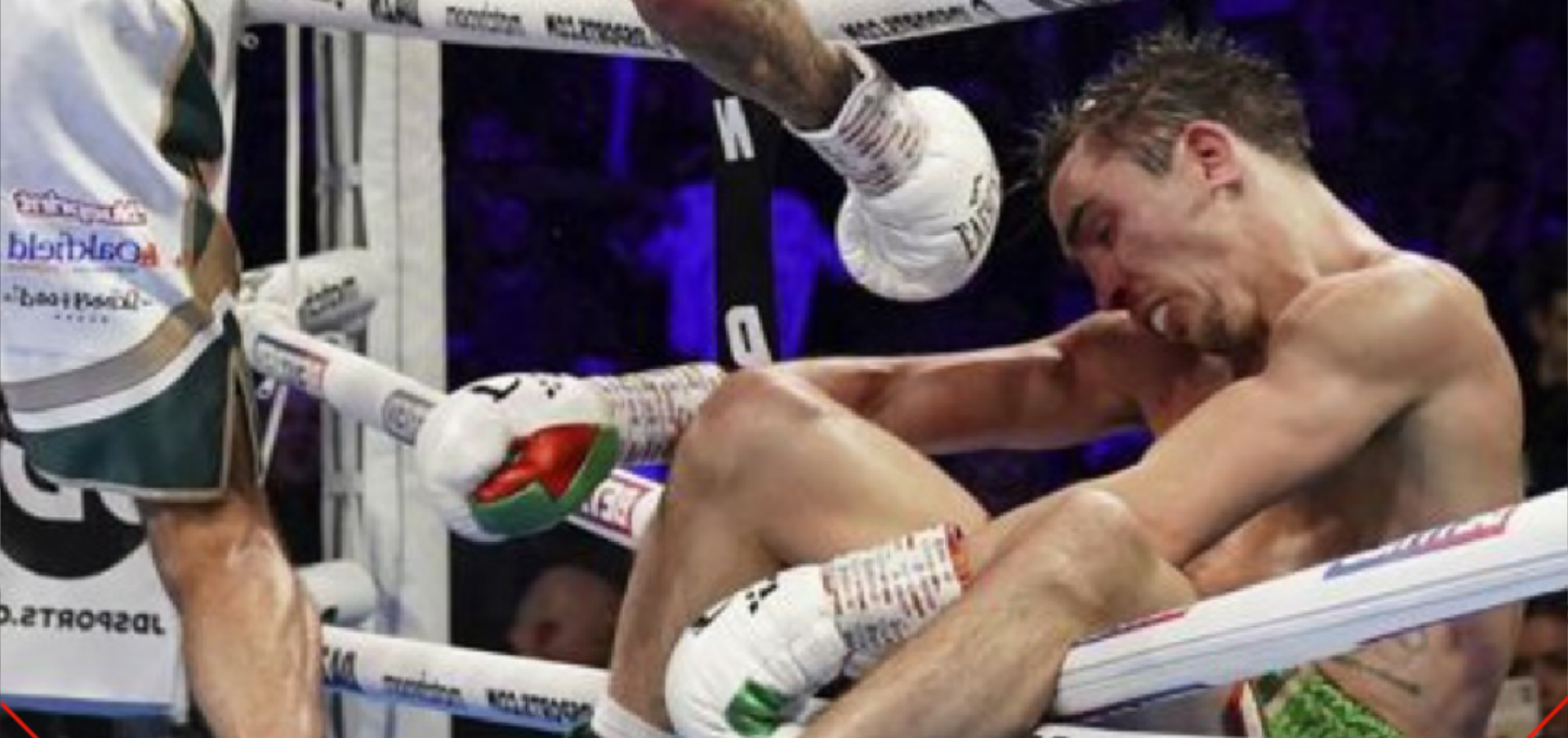 Leigh wood बनाम Michael Conlan का मुकाबला..  