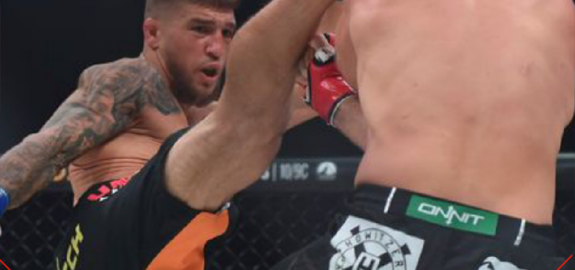 Yaroslav Amosov लड़ने के लिए अपने देश में रहे।  