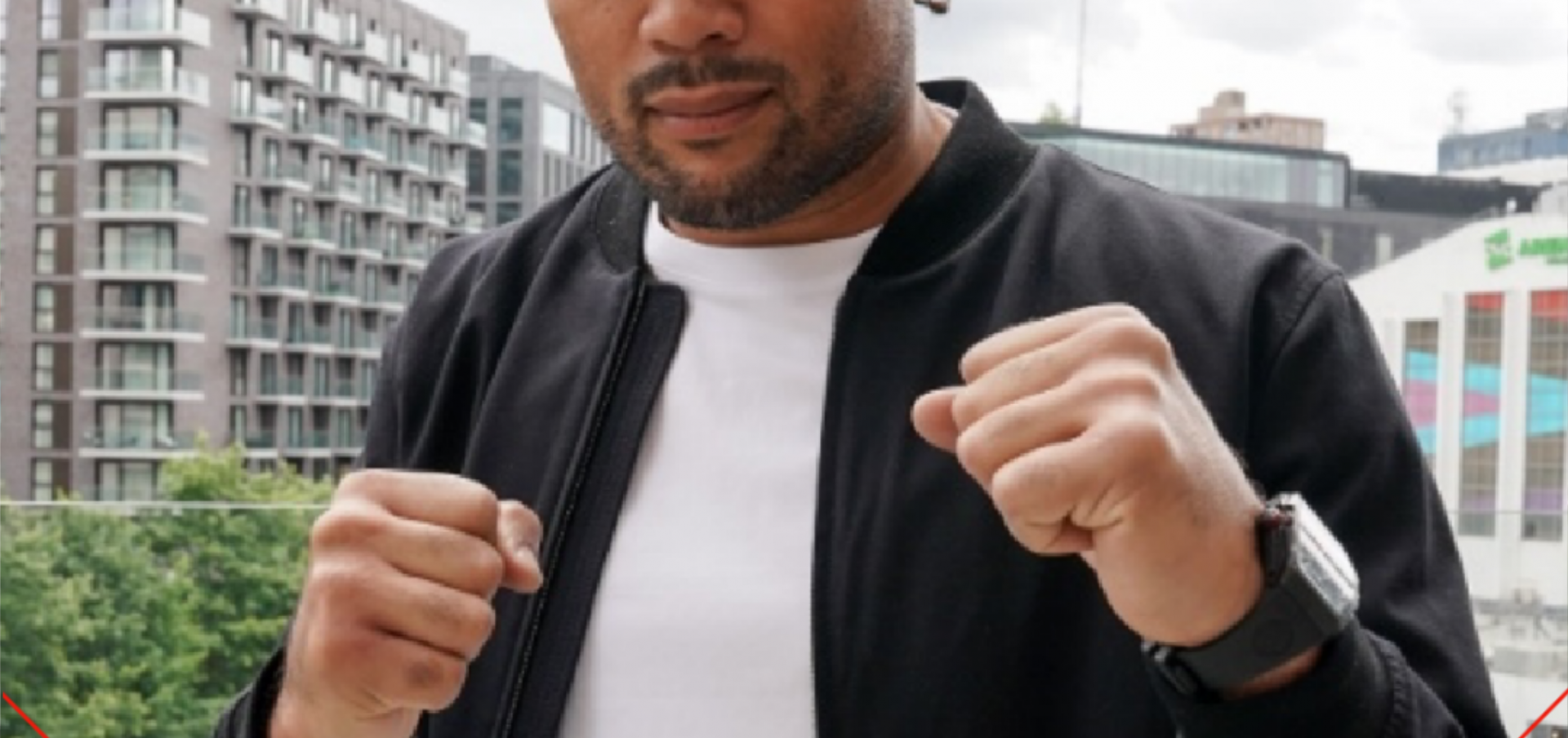 फ्रैंक वारेन ने कहा की जोयस अपना अगला मुकाबला बदले  