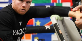 Canelo ने कहा कि वो Bivol से भी अच्छे बोक्सर है  