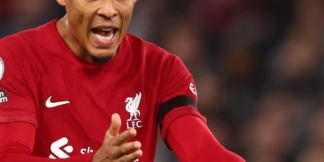 जाने फुटबॉल के टॉप डिफ़ेंडर के बारे मे  