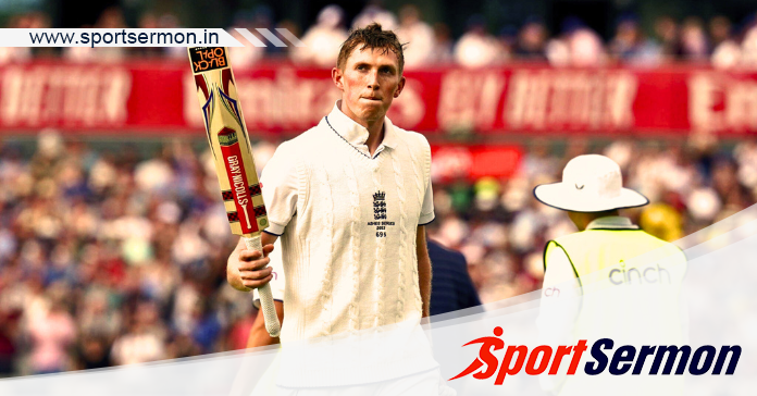 Crawley's 189 Lightens Manchester On Day 2   Crawley's 189 Lightens Manchester On Day 2