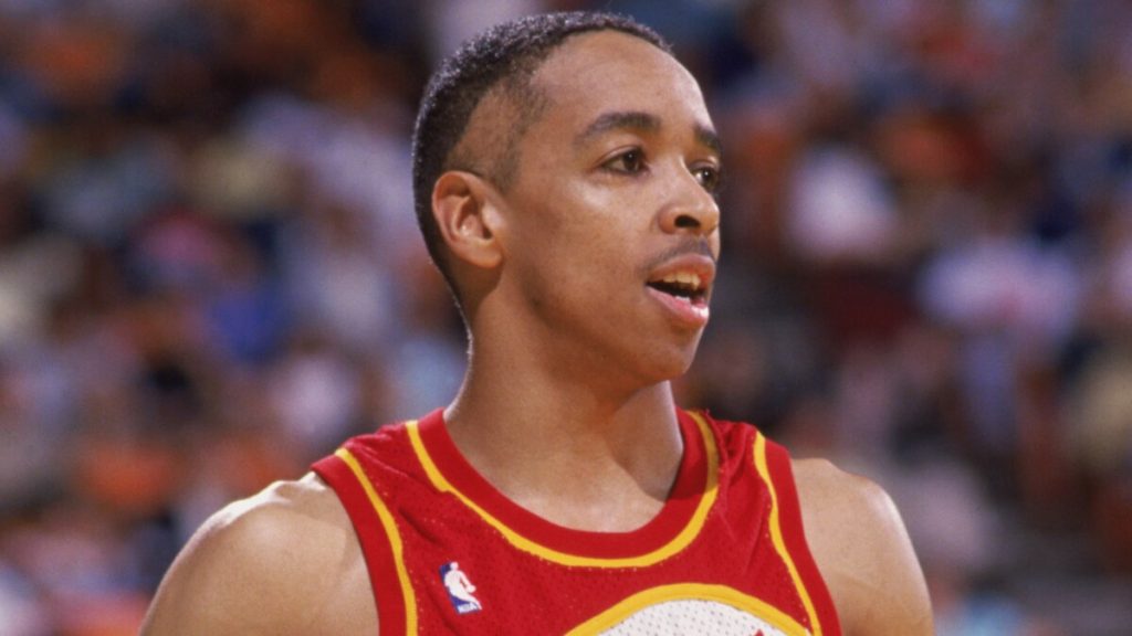 Top 5 Shortest NBA Players in the History  
