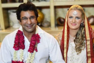 किसी क्रिकेटर्स ने 28 तो किसी ने 18 साल छोटी लड़की से की शादी, देखें तस्वीर  
