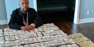 1 बिलियन डॉलर से ज्यादा कमाने वाले 5 सबसे अमीर मुक्केबाज  