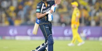 IPL 2024: Shubman Gill को लगा 24 लाख का फटका, बैन का खतरा भी मंडराया!  