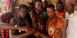 जानें क्यूं है नाइजीरिया में जन्मा दाम्बे एक खतरनाक कॉम्बैट खेल  