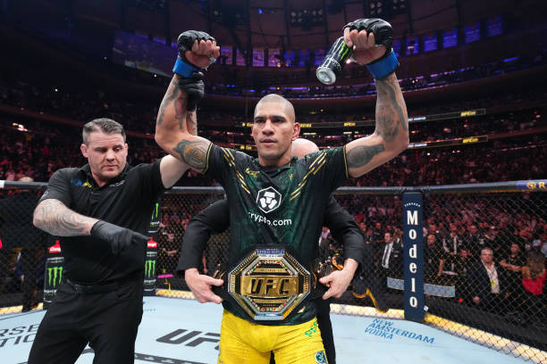 Ben Askren Says Jon Jones vs Alex Pereira Can End in Two and a Half Minutes  