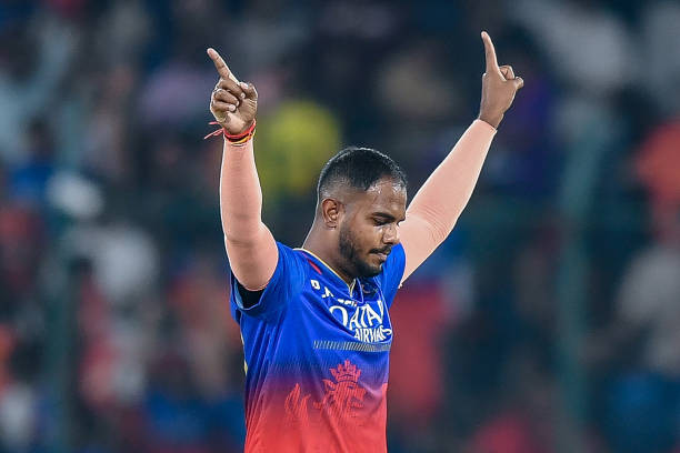 रिलीज से रॉकस्टार: कैसे की यश दयाल ने एक प्रेरणादायक वापसी?  