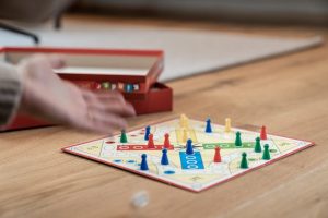 Play These 10 Indoor Games in this Summer Season  