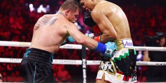 Canelo Alvarez defeats Munguia, remains uncertain on Benavidez's clash  