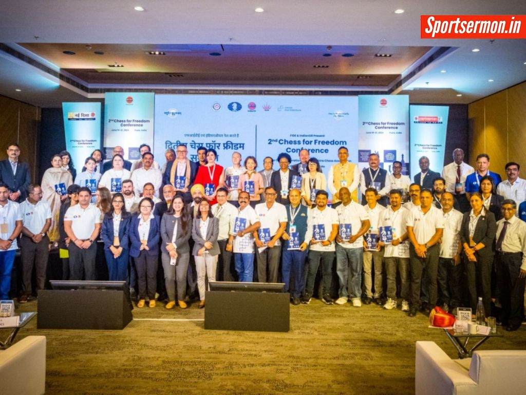 Chess for Freedom Conference की पुणे में हुई शुरुआत, कैदी खेल रहे हैं चेस   Chess for Freedom Conference की पुणे में हुई शुरुआत, कैदी खेल रहे हैं चेस