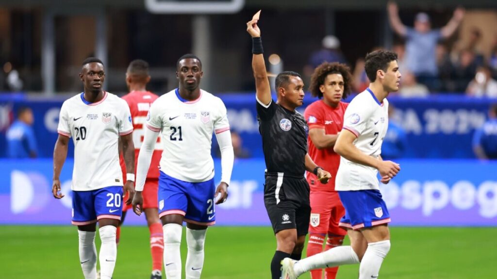 Copa America में पनामा से हारा अमेरिका,  लड़ रहा अस्तित्व की लड़ाई  