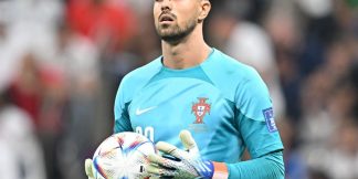 इस खिलाड़ी पर है रियल मैड्रिड की नजर: क्या लिवरपूल फिर छीन लेगी बाजी?  