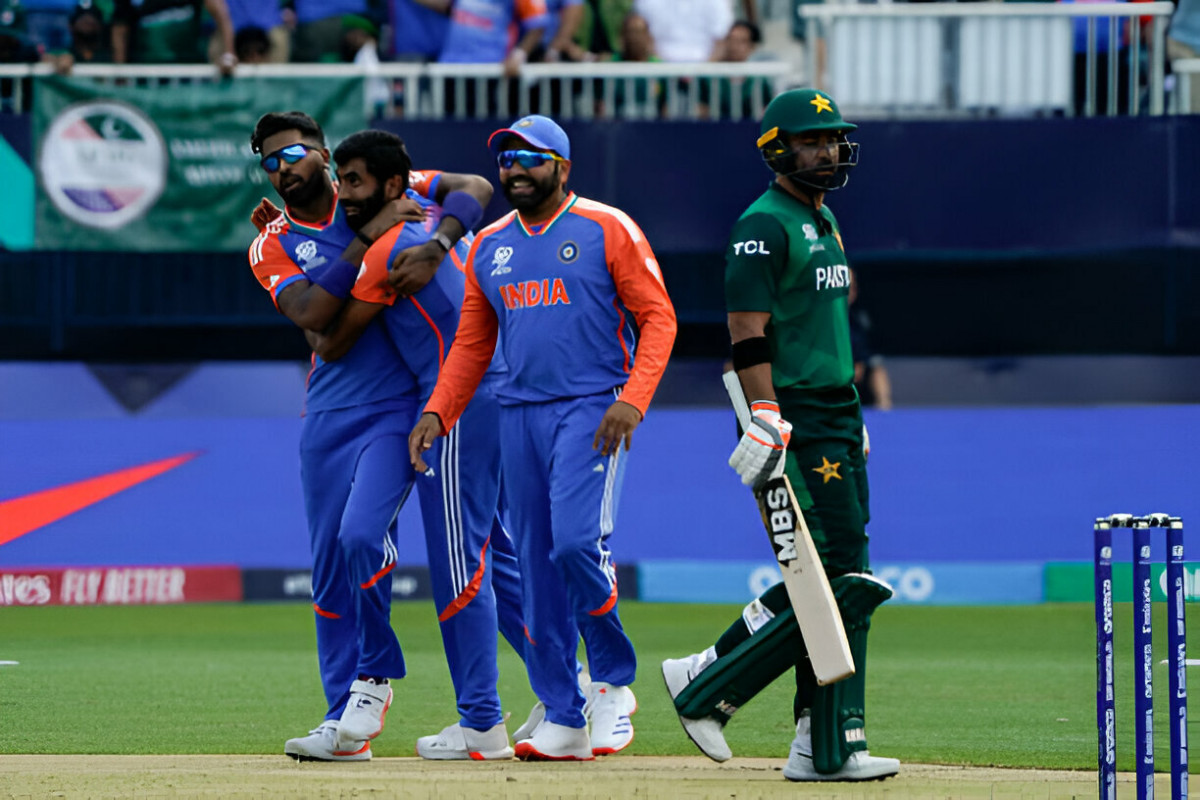 Chaotic Pakistan on Verge of Group Exit from T20 World Cup After Loss to India  
