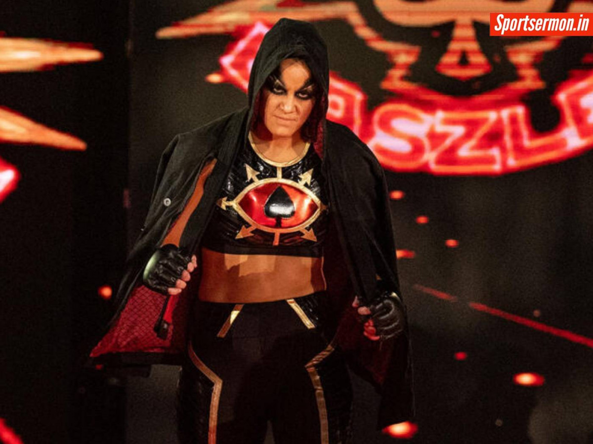 Shayna Baszler counters a WWE fan for his comments about tattoos  