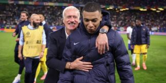 Kylian Mbappe Under Fire, But Coach Deschamps and Teammates Stand Firm  