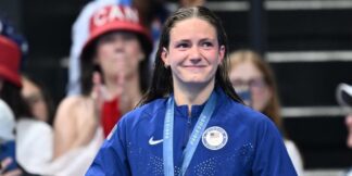 Teenage in Tears After Winning Silver Medal at Paris Olympics  