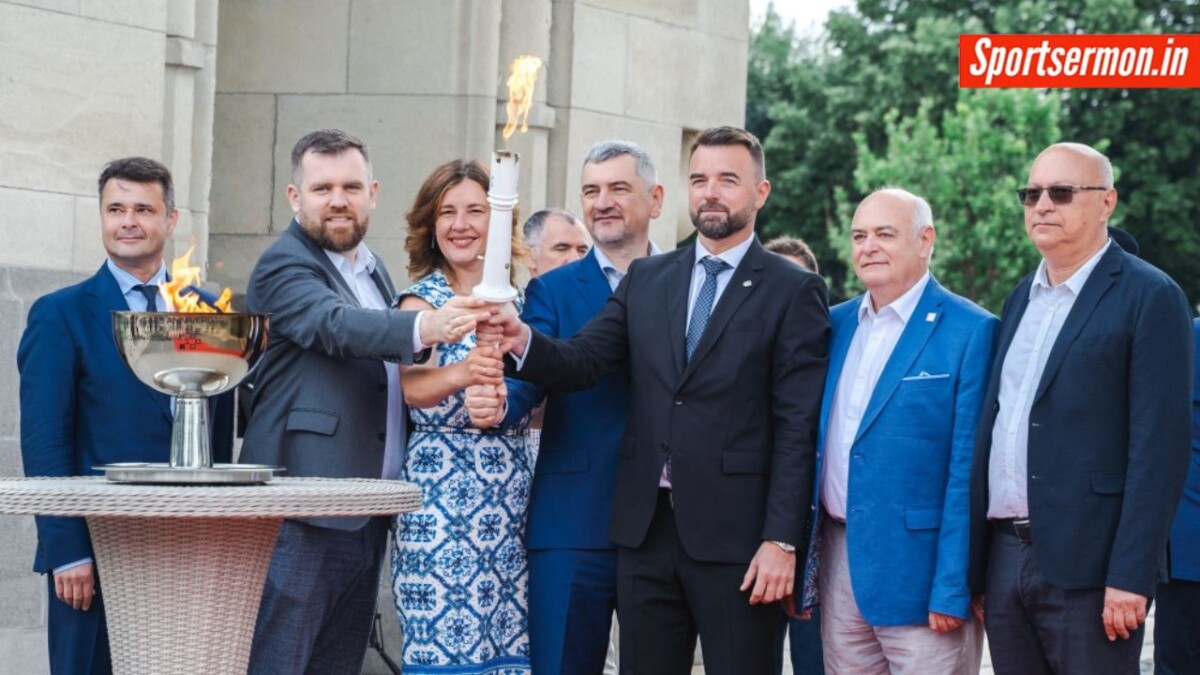 FIDE की मशाल रोमानिया पहुंची, धूमधाम से शतरंजबाजों ने किया स्वागात  