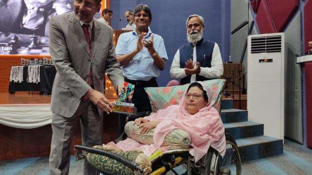 59-Year-Old Overcomes Severe Physical Handicap To Become Champion In Pakistan  