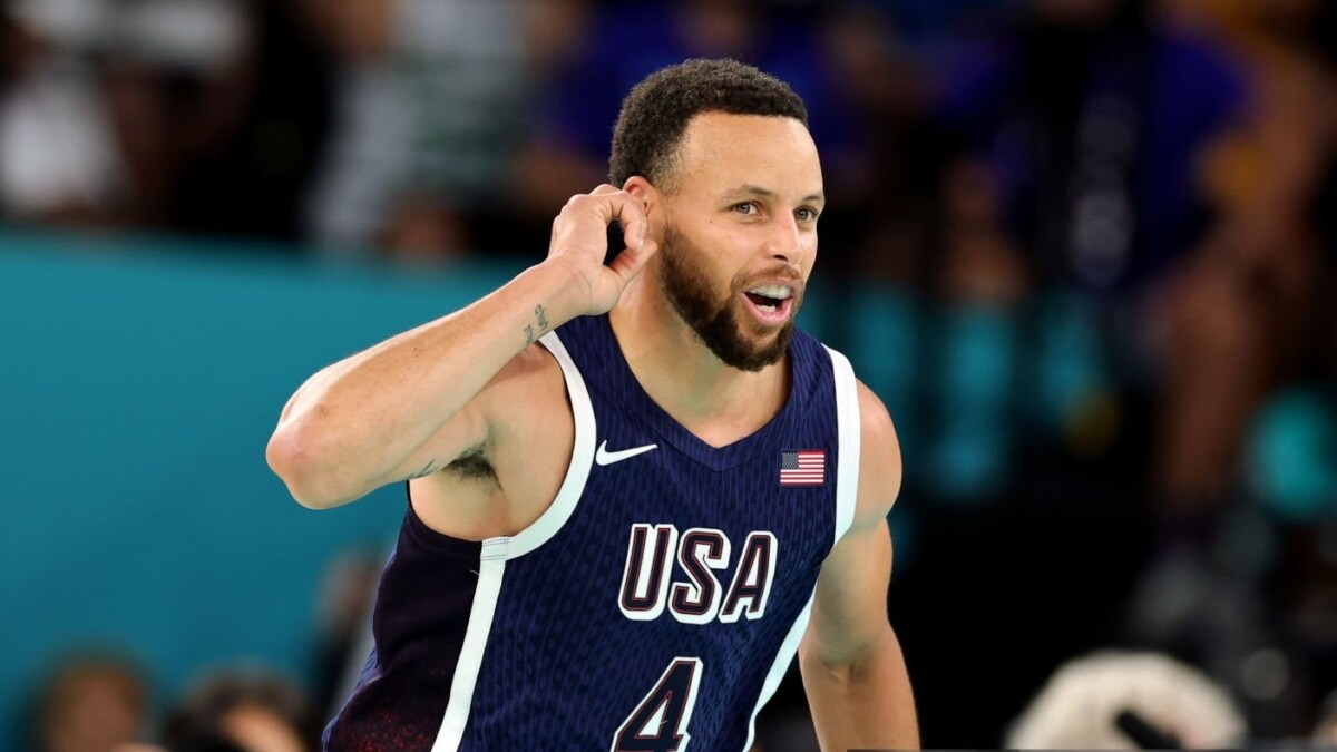 Stephen Curry Helps US to Clinch Win After USA was Trailing to Serbia  