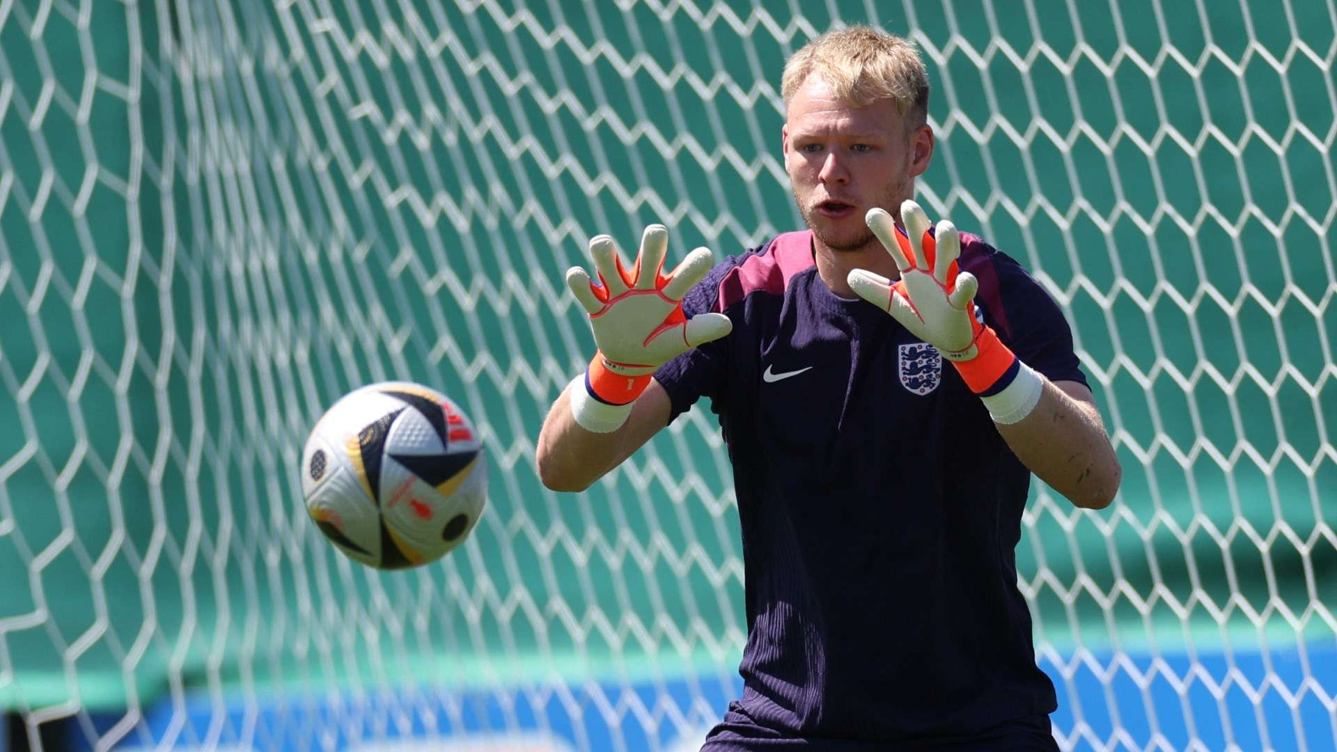 Arsenal Transfers LIVE: Wolves plotting loan move for Aaron Ramsdale  